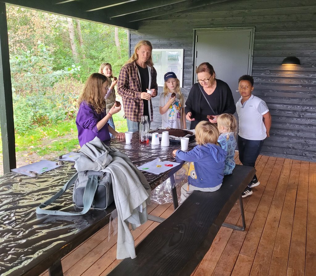 Kreativitet og sanser kom i spil i Naturrummet 20260829 134920